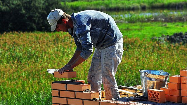 mason, brick, level